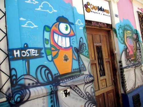 pez graffiti hostel