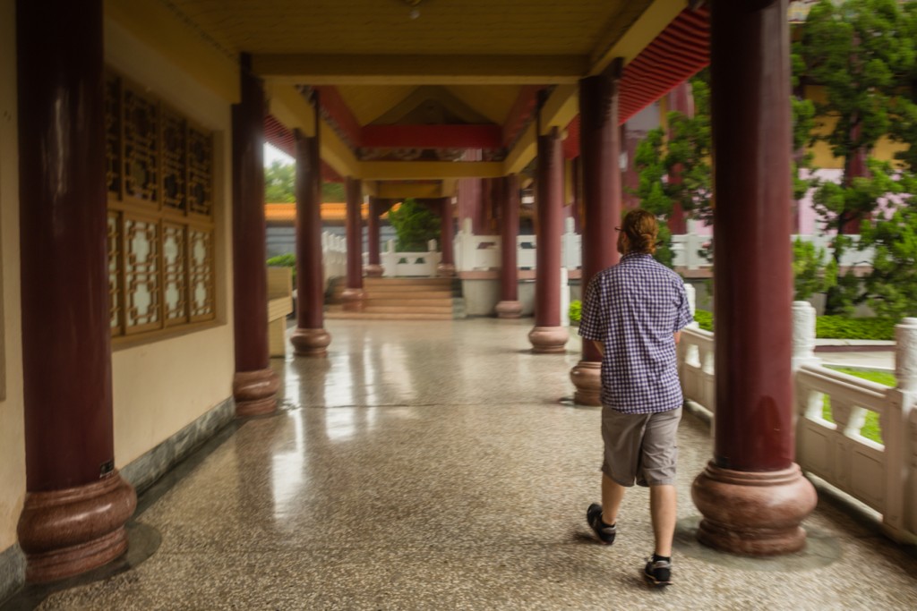 Fo Guang Shan Walking Around