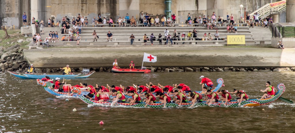 dragonboat race begins
